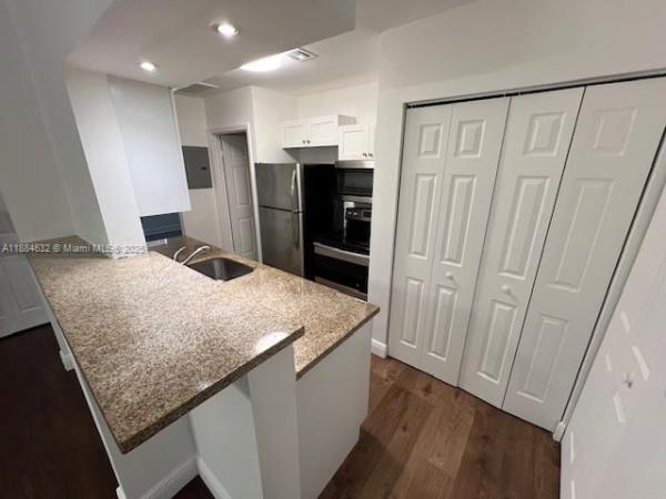 18336 NW 68th Av #E, Hialeah, Florida 33015, image 1