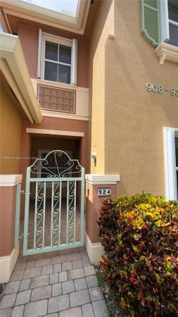 Pembroke Cay, 924 SW 143rd Ter #305, Pembroke Pines, Florida 33027, image 1