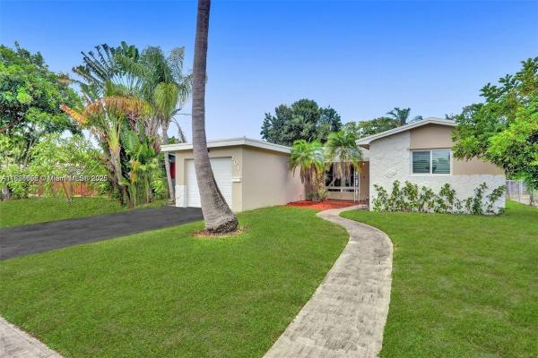 Hollywood Hills, 2011 N 49th Ave, Hollywood, Florida 33021, image 1