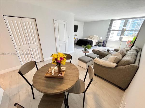 Triton Tower, 2899 Collins Ave #622, Miami Beach, Florida 33140, image 1