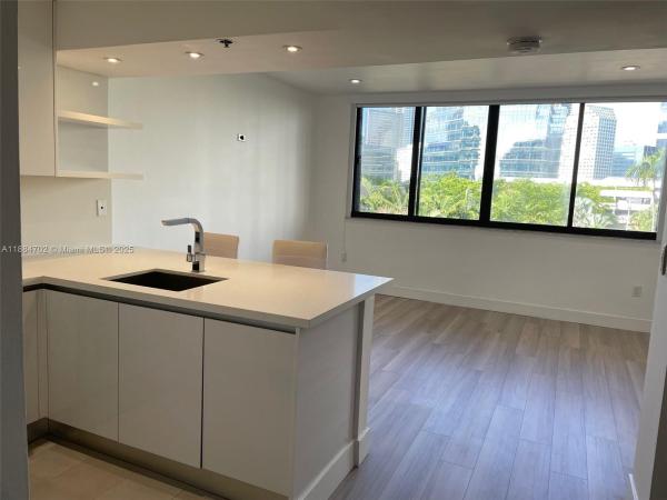 Brickell Key Two, 540 Brickell Key Dr #507, Miami, Florida 33131, image 1