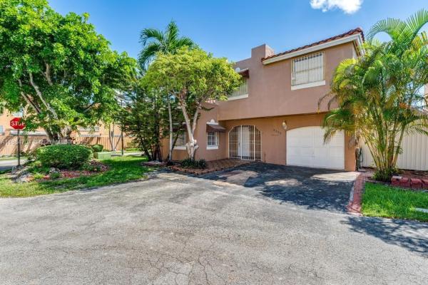 8508 NW 1st Ter, Unincorporated Dade County, Florida 33126, image 1