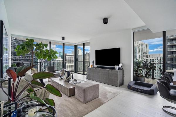 Brickell Flatiron, 1000 Brickell Plz #4315, Miami, Florida 33131, image 1