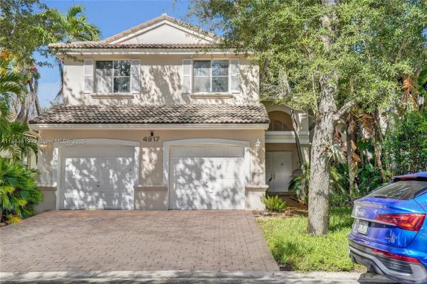 Banyan Oakridge, 4917 SW 32nd Way, Hollywood, Florida 33312, image 1