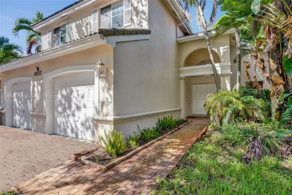 Banyan Oakridge, 4917 SW 32nd Way, Hollywood, Florida 33312, image 3