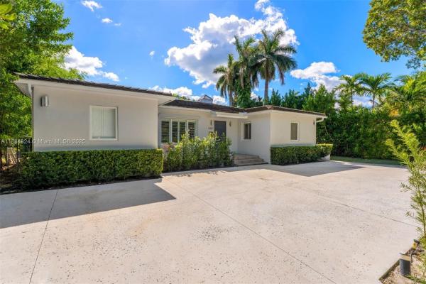 Nautilus, 4397 N Michigan Ave, Miami Beach, Florida 33140, image 2