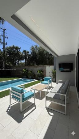 East Shenandoah, 3635 SW 3rd Ave, Miami, Florida 33145, image 1