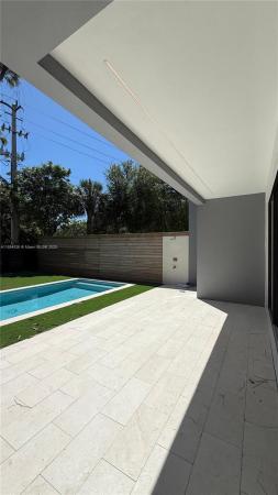 East Shenandoah, 3635 SW 3rd Ave, Miami, Florida 33145, image 2