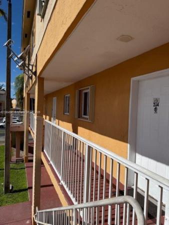 6245 Kendale Lakes Cir #213, Miami, Florida 33183, image 1