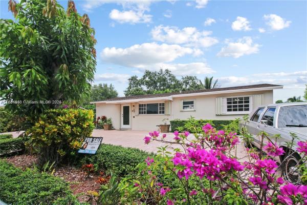 15745 SW 303rd Ter, Unincorporated Dade County, Florida 33033, image 1