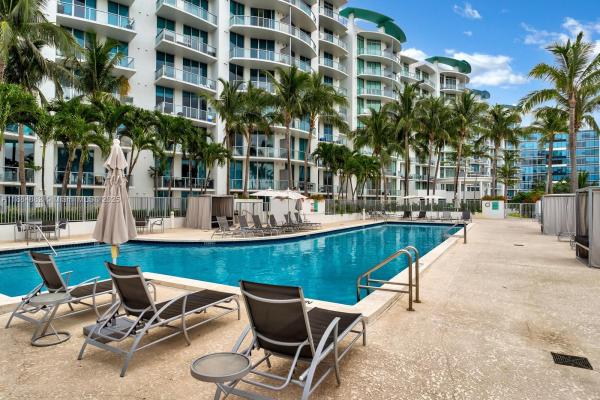 Uptown Marina Lofts, 3029 NE 188 St #619, Aventura, Florida 33180, image 1