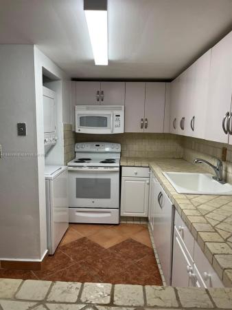 10000 NW 80th Ct #2108, Hialeah, Florida 33016, image 1