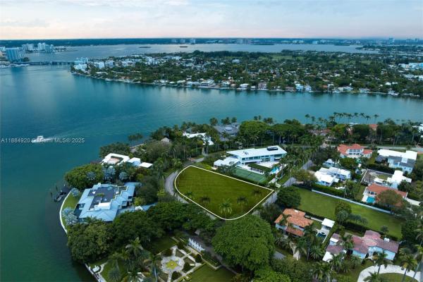 La Gorce Island, 31 La Gorce Cir, Miami Beach, Florida 33141, image 1