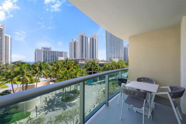 Ocean Reserve, 19370 Collins Ave #507, Sunny Isles Beach, Florida 33160, image 1