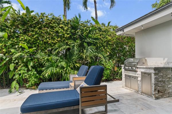 Granada, 1218 Asturia Ave, Coral Gables, Florida 33134, image 3