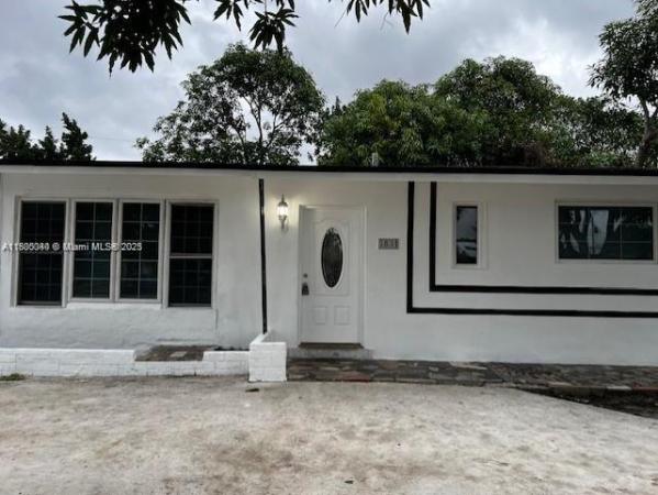 Lake Forest, West Park, Florida 33023, image 1