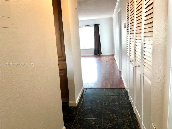 Arrowhead, 8121 SW 24th Ct #304, Davie, Florida 33324, image 2