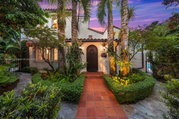 Coconut Grove, 225 Alesio Ave, Coral Gables, Florida 33134, image 3