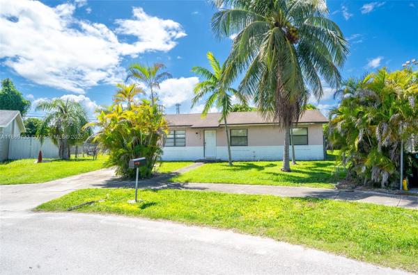 Oakbrook, 10274 SW 169th Ter, West Perrine, Florida 33157, image 3