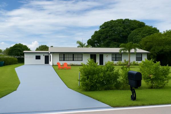 Country Corners, 6231 SW 188th Ave, Southwest Ranches, Florida 33332, image 1