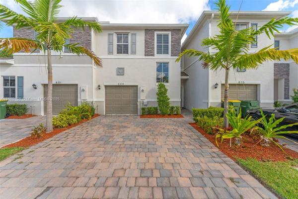 809 SE 16th Ct, Homestead, Florida 33034, image 1