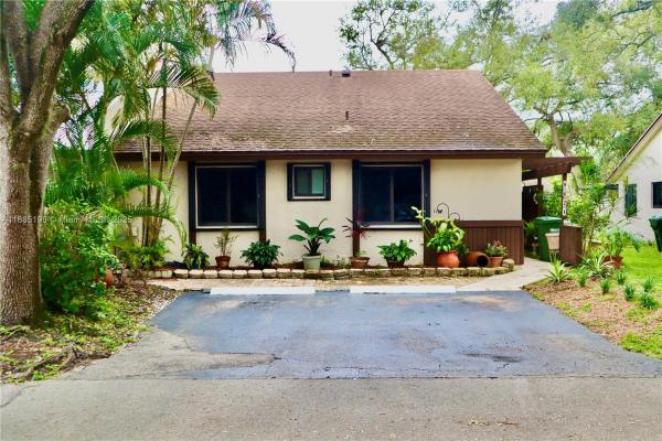East Lakes Townhomes, 9624 NW 16th Ct, Pembroke Pines, Florida 33026, image 1