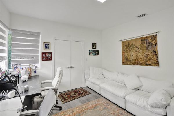 Orchard, 3784 Sheridan Ave, Miami Beach, Florida 33140, image 2