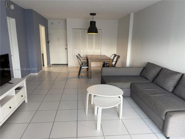 Coastal Towers, 400 Kings Point Dr #1026, Sunny Isles Beach, Florida 33160, image 1