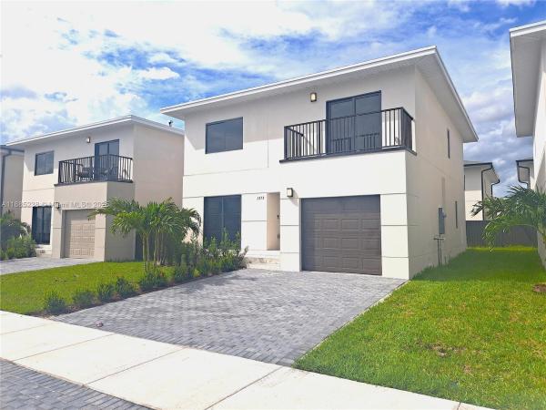 On Alba, 1373 NW 1st St, Florida City, Florida 33034, image 1