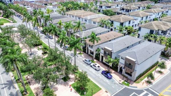 Canarias At Downtown Doral, 4761 NW 85th Ave, Doral, Florida 33166, image 1