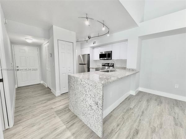 Devonaire At Pembroke Pines, 677 SW 111th Ave #303, Pembroke Pines, Florida 33025, image 1