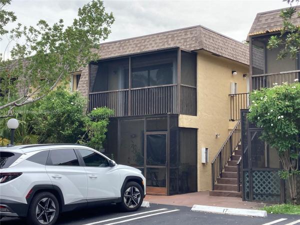 Village Townhouse Pompano Beach, 1125 S Flagler Ave #518, Pompano Beach, Florida 33060, image 1