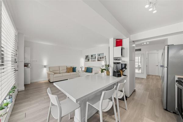 Golden House, 1340 Lincoln Rd #806, Miami Beach, Florida 33139, image 1