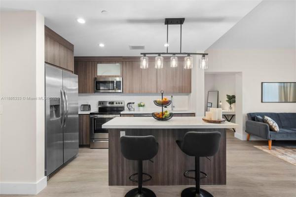Aesthetic Apartments, 1938 Jackson St #306, Hollywood, Florida 33020, image 2