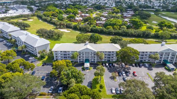 Whitehall Of Pine Island Ridge, 1514 Whitehall Dr #203, Davie, Florida 33324, image 1