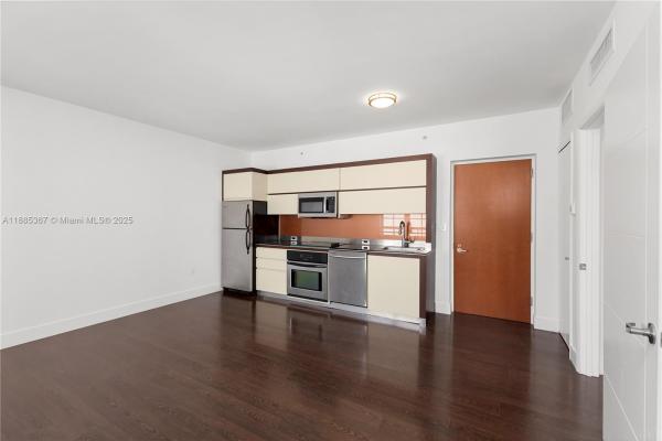 Governor, 435 21st St #306, Miami Beach, Florida 33139, image 1