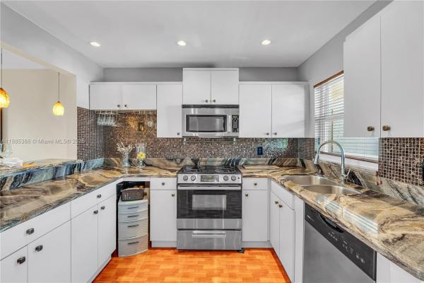 Sunrise Lakes 3, 8950 Sunrise Lakes Blvd #311, Sunrise, Florida 33322, image 1