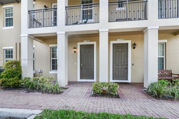 1108 SW 146th Ter, Pembroke Pines, Florida 33027, image 1