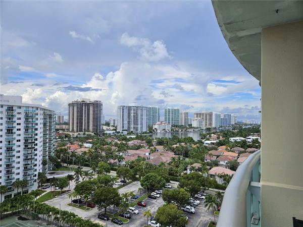 Ocean Reserve, 19370 Collins Ave #1502, Sunny Isles Beach, Florida 33160, image 2