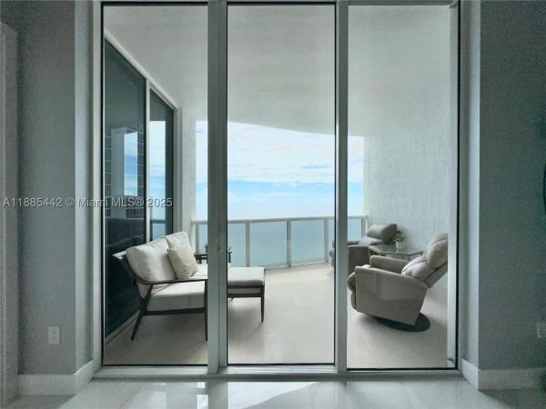 Tdr Tower 2, 15901 Collins Ave #2406, Sunny Isles Beach, Florida 33160, image 3