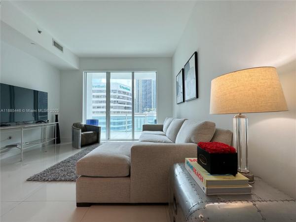 The Plaza On Brickell East, 950 Brickell Bay Dr #1001, Miami, Florida 33131, image 1
