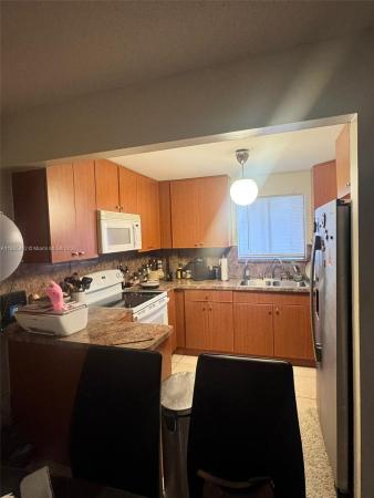 The Courtyards At Davie, 6900 SW 39th St #106J, Davie, Florida 33314, image 1