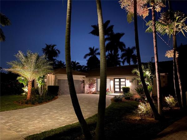 Hollywood Lakes, 1339 Jefferson St, Hollywood, Florida 33019, image 2