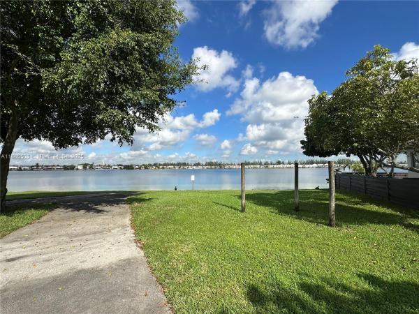 Lake Pointe, 12373 NW 7th Ln, Tamiami, Florida 33182, image 2