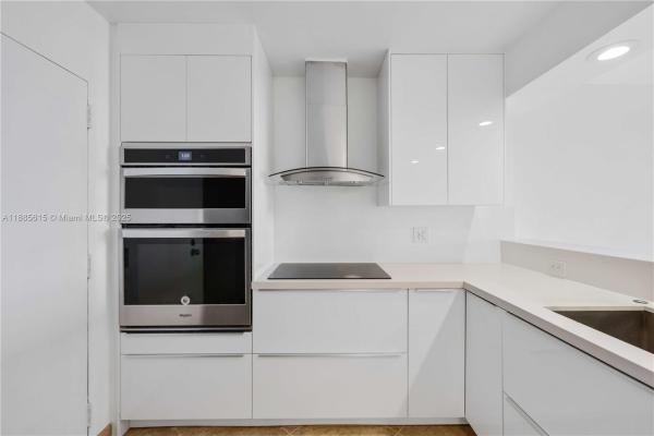 Allington Towers North, 1500 S Ocean Dr #C5, Hollywood, Florida 33019, image 2