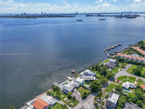 10875 N Bayshore Dr, Unincorporated Dade County, Florida 33161, image 3