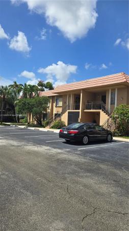 Racquet Club At Bonaventure, 193 Lakeview Dr #101, Weston, Florida 33326, image 1