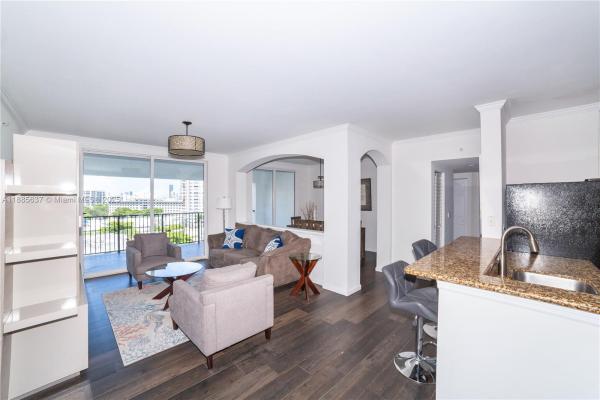 Porto Bellagio, 17150 N Bay Rd #2914, Sunny Isles Beach, Florida 33160, image 3
