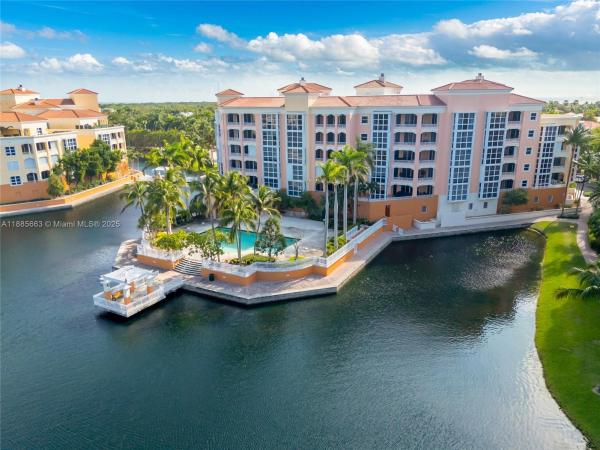 Lake Villa, 737 Crandon Blvd #PH-1, Key Biscayne, Florida 33149, image 1