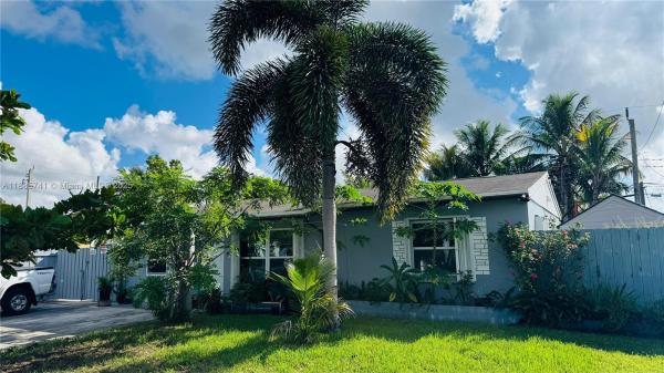 Broadview Country Club Estates, 1520 SW 63rd Ter, North Lauderdale, Florida 33068, image 2